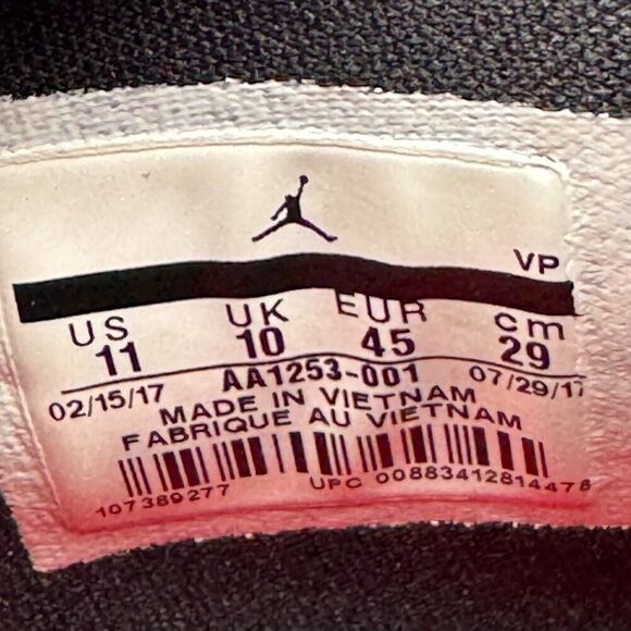 Air Jordan 32 'Banned' - Picture 12 of 13
